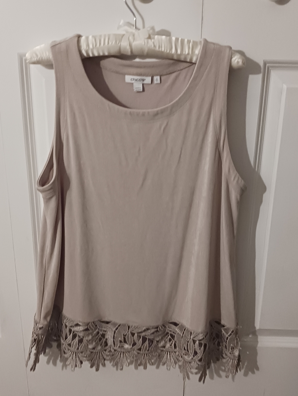 Chico's Taupe Crochet-Hem Sleeveless Tank